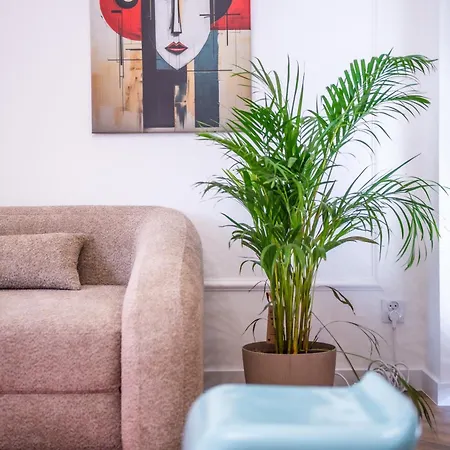 Mikolowska Z Balkonem Apartman *